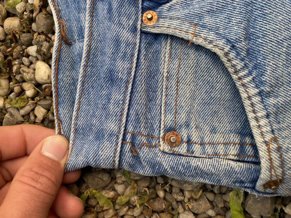 Levi's Vintage Clothing × Vintage Vintage Levi’s Jeans Size US 33 - 9 Thumbnail