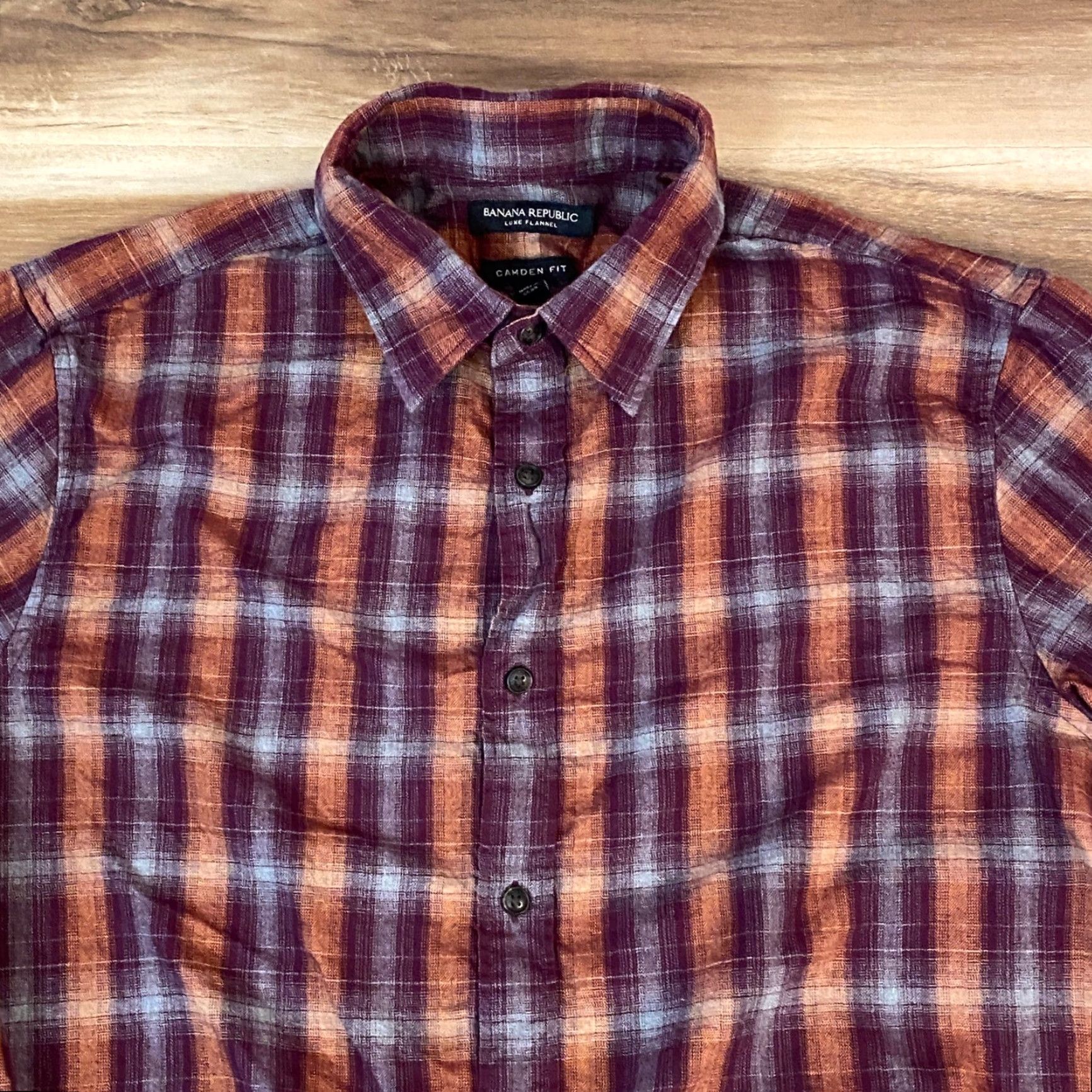 Banana Republic Banana Republic Camden Fit Luxe Flannel Button-Down Shirt M Plaid Purple Long Sleeve Men’s Button Up Casual Workwear - note: ensure no extra spaces? Size US M / EU 48-50 / 2 - 2 Thumbnail