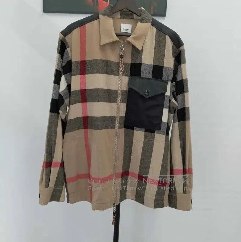 Burberry Burberry Khaki Long Sleeve Coat for Men. Size US S / EU 44-46 / 1 - 1 Thumbnail