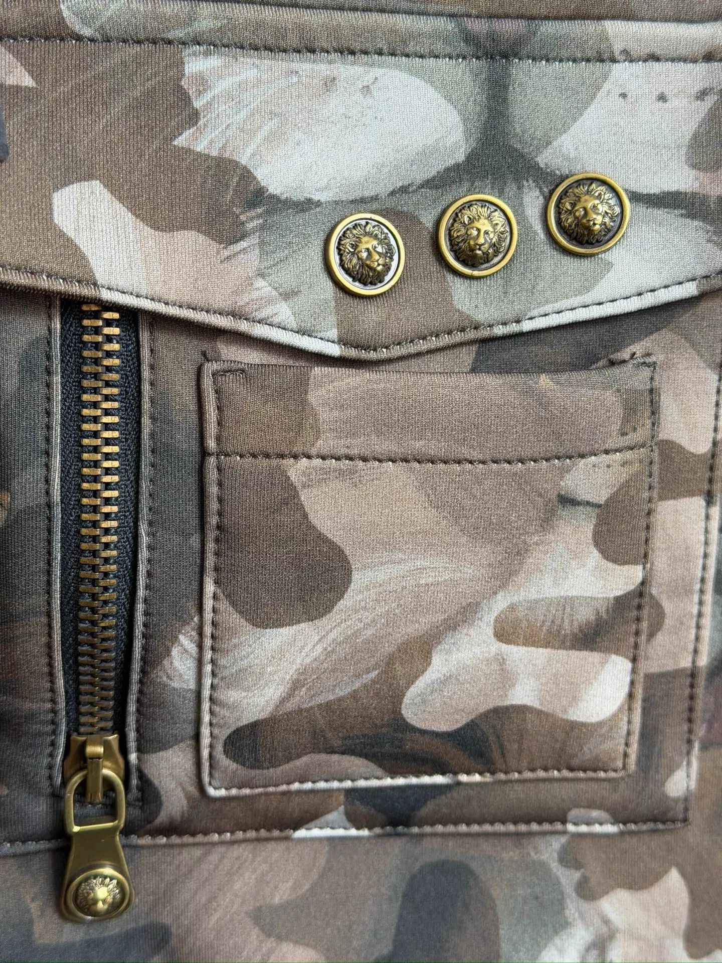Versace Versace Versus Slim Fit Lion Camo Jacket 46 Size US S / EU 44-46 / 1 - 4 Thumbnail