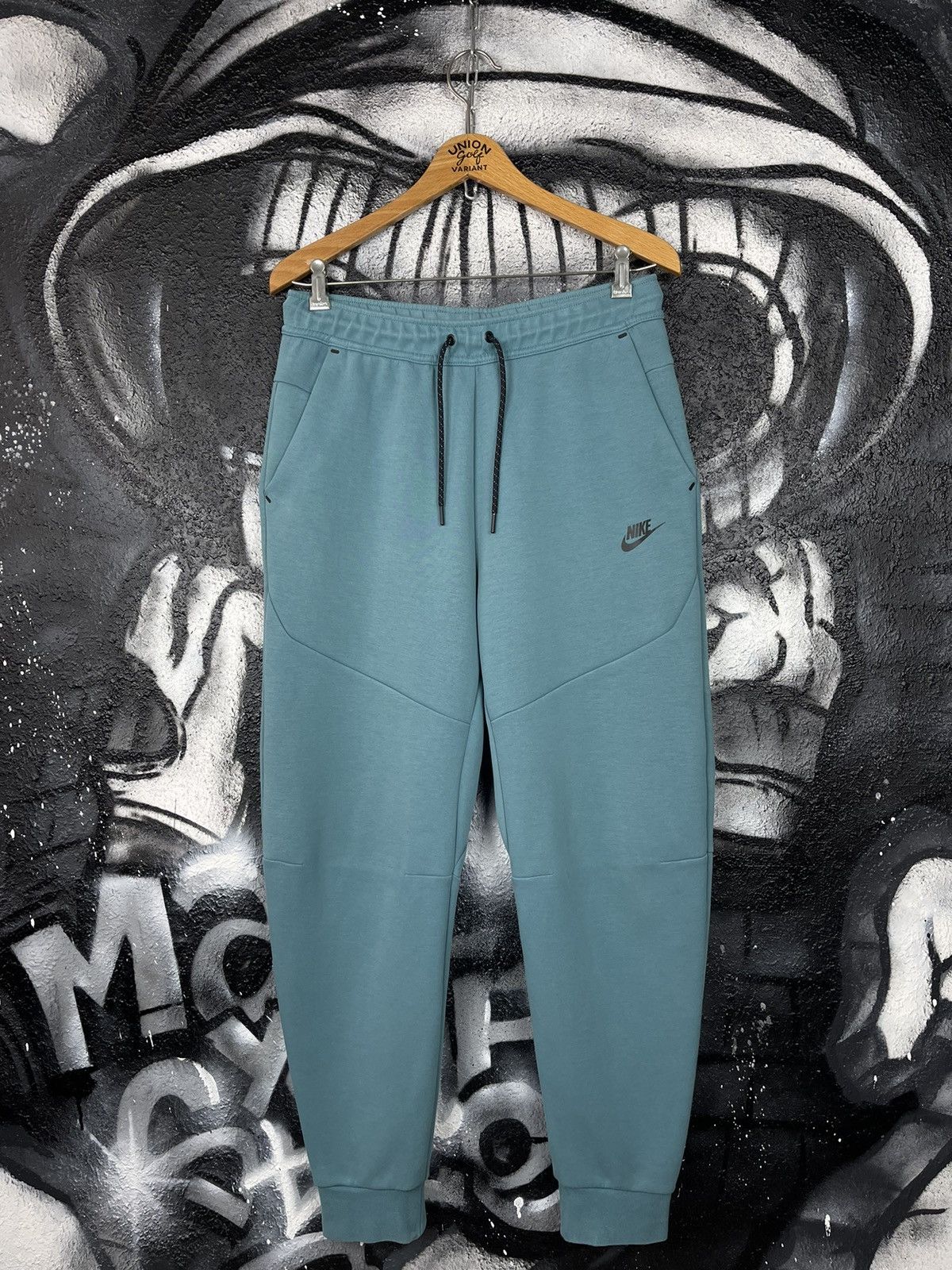 Nike Nike Tech Fleece Pants Men’s Size M Size US 32 / EU 48 - 2 Thumbnail