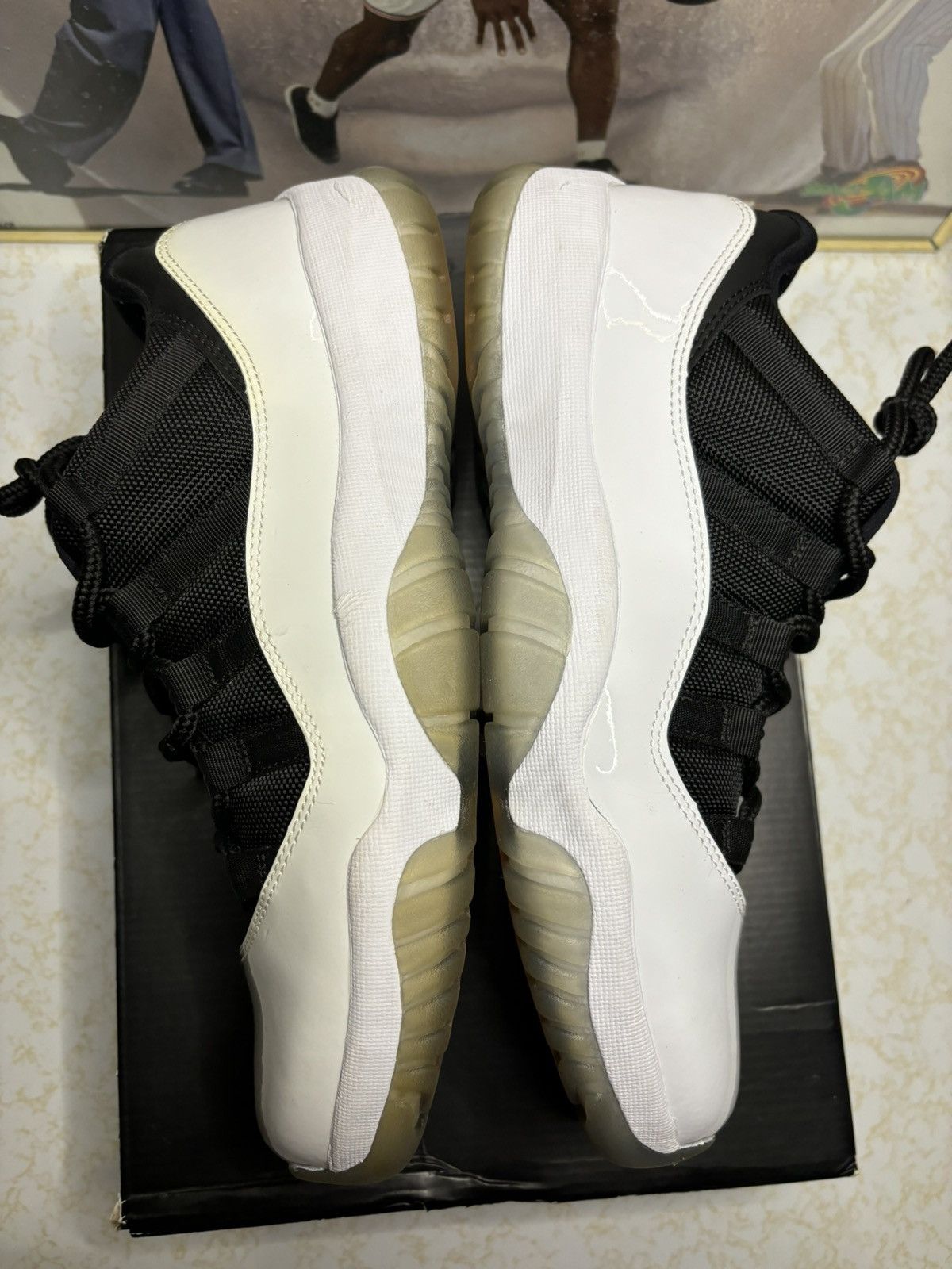 Jordan Brand Jordan Retro 11 low ‘tuxedo’ Size US 9.5 / EU 42-43 - 4 Thumbnail