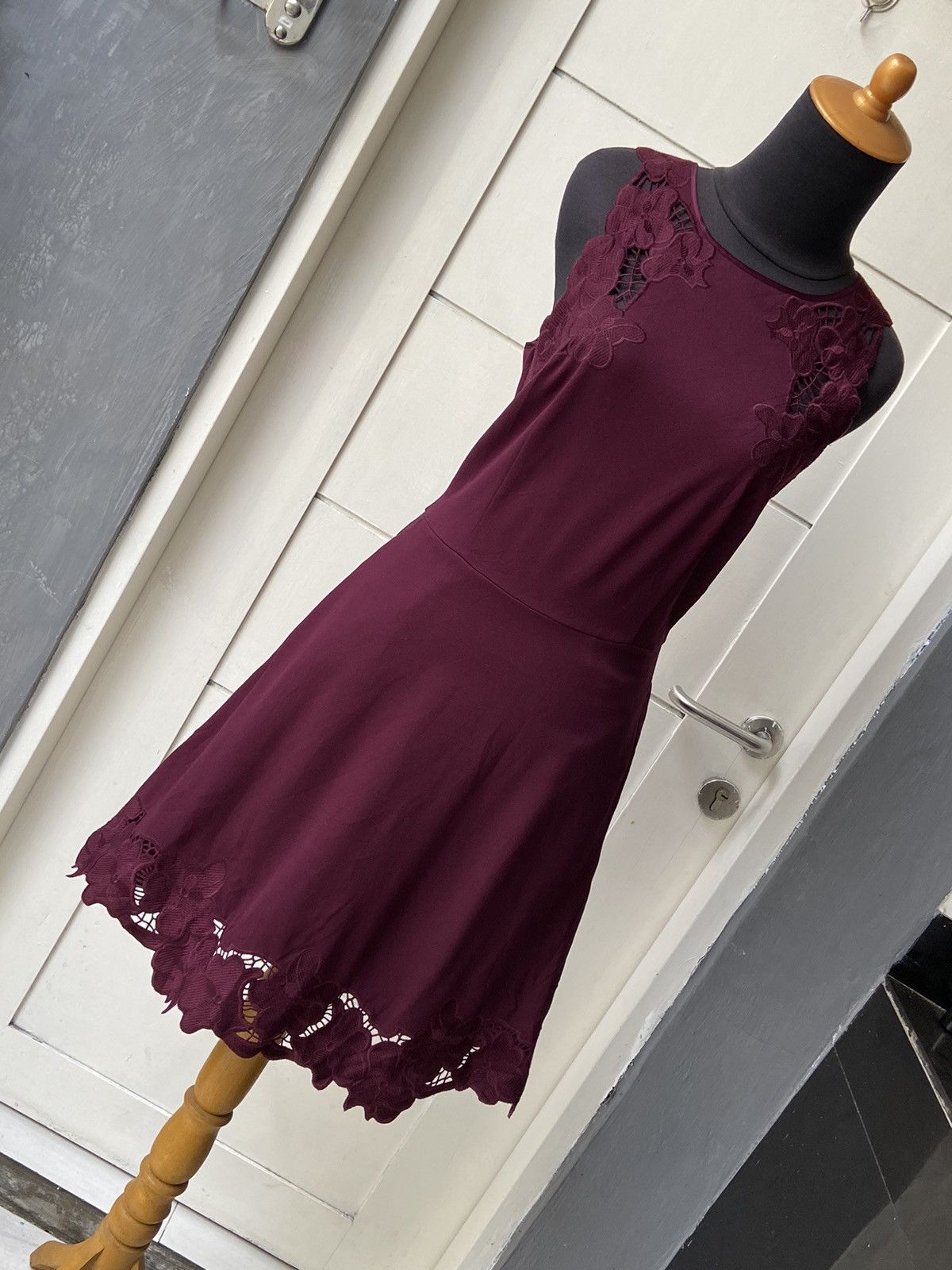 Ted Baker TED BAKER Midi Dress Size XXS / US 00 / IT 34 - 3 Thumbnail