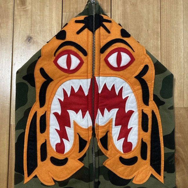 Bape BAPE Tiger Full Zip Hoodie 1st Camo Green a bathing ape Size US XL / EU 56 / 4 - 3 Thumbnail