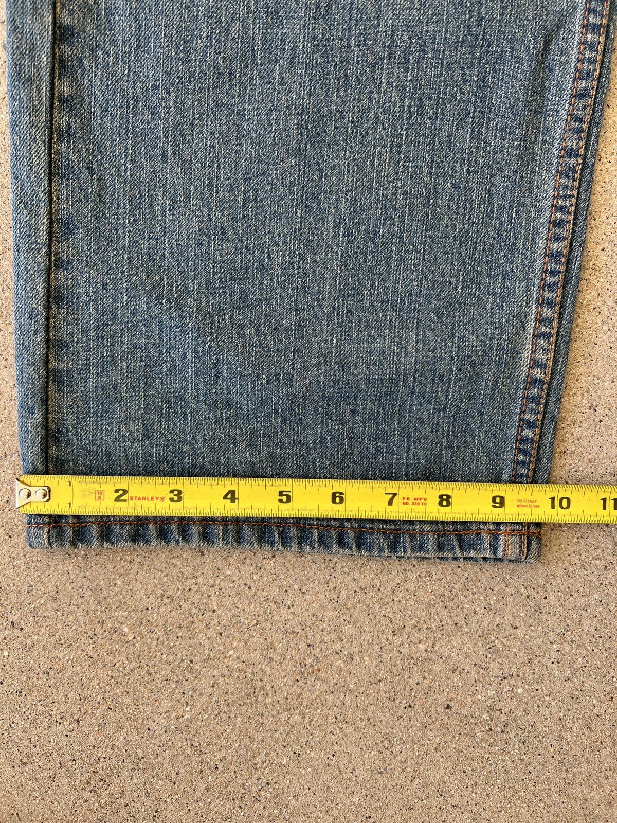 Levi's BN Levi’s 550 Relax Fit Dark Stone Washed Jeans Size 34 x 28 Size US 34 / EU 50 - 8 Thumbnail