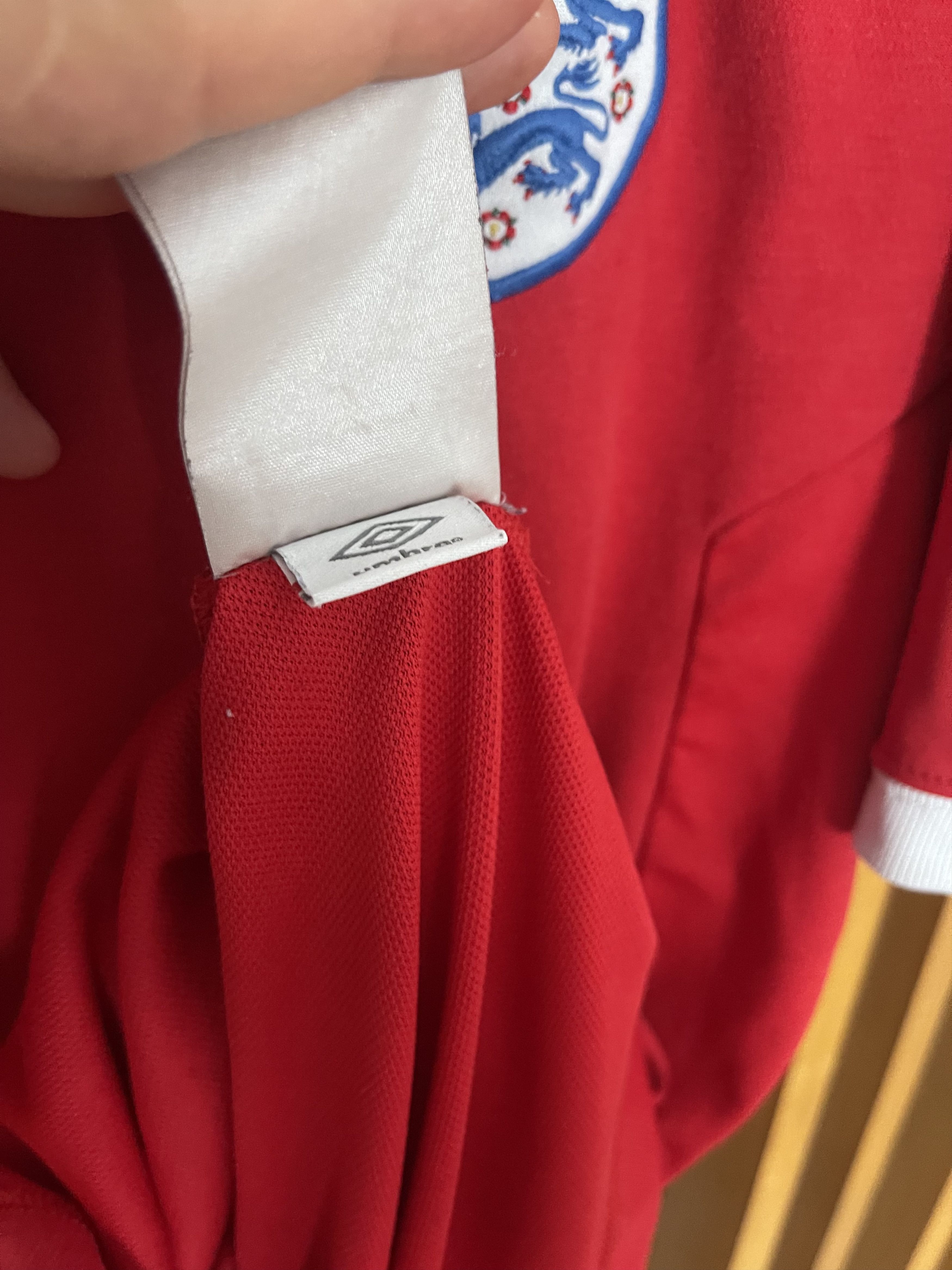 Umbro England Umbro Red Away Jersey Size 40 (M) Size US M / EU 48-50 / 2 - 7 Thumbnail