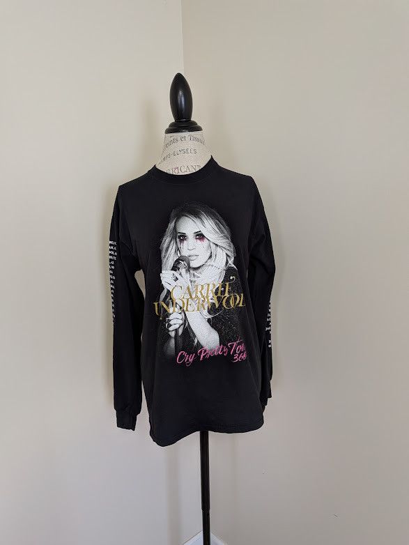 Other Carrie Underwood 2018 Cry Pretty tour 360 lg sleeve t shirt Size M / US 6-8 / IT 42-44 - 1 Thumbnail