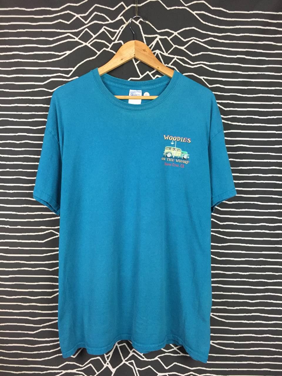 Vintage Woodies On The Wharf Santa Cruz 2016 Woodie Cars Event Tee Size US XL / EU 56 / 4 - 7 Thumbnail