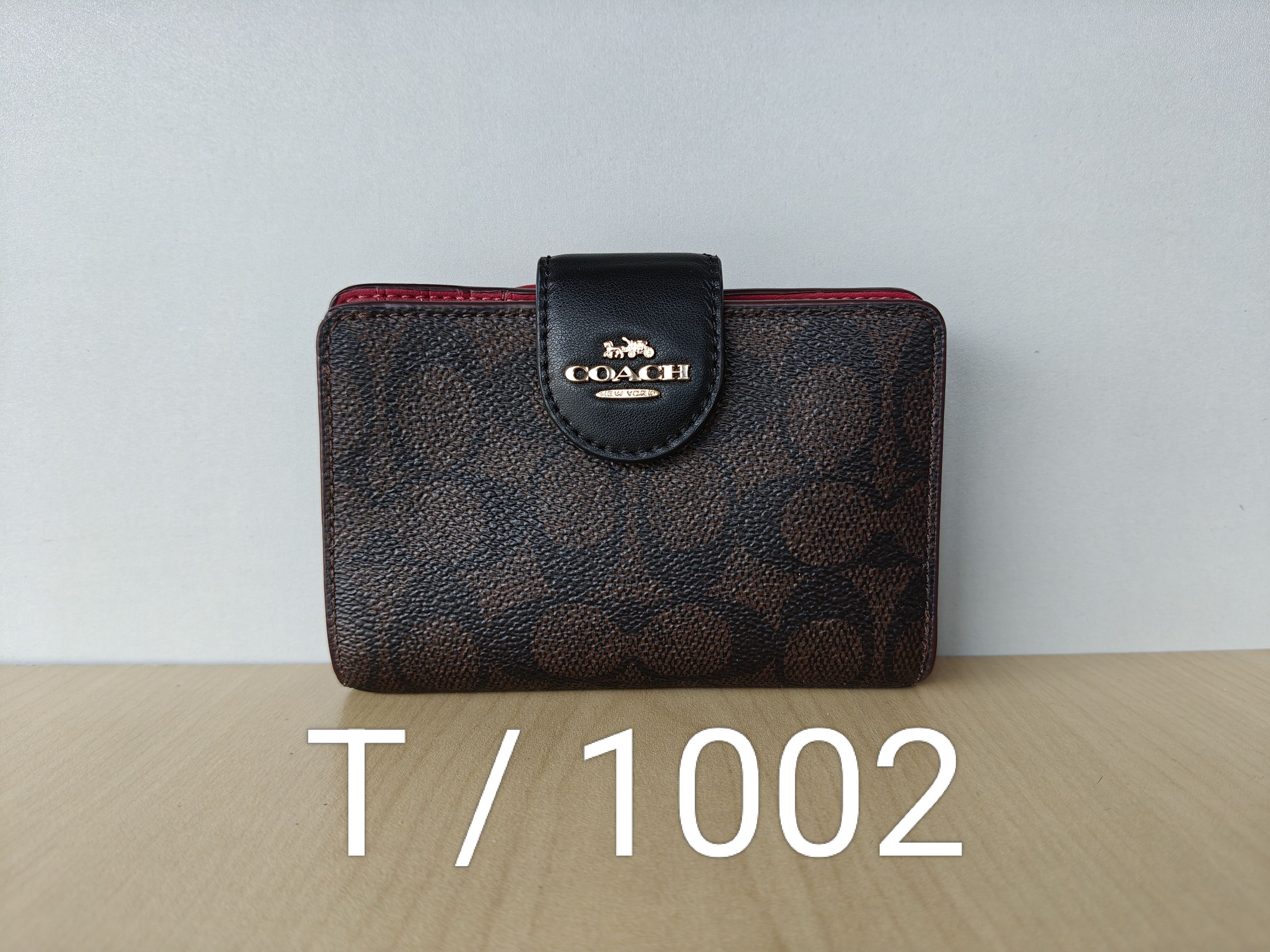 Coach Coach Medium Corner Zip Wallet Free Shipping T/1002 Size ONE SIZE - 13 Thumbnail