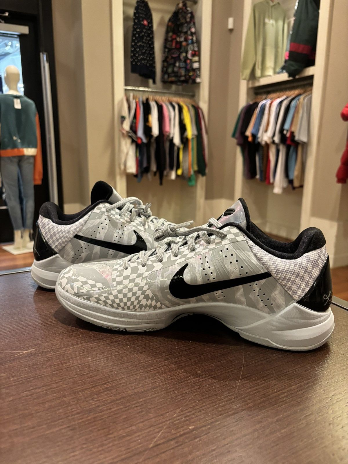 Nike Nike Kobe 5 Protro Zebra PE Size US 11.5 / EU 44-45 - 4 Thumbnail