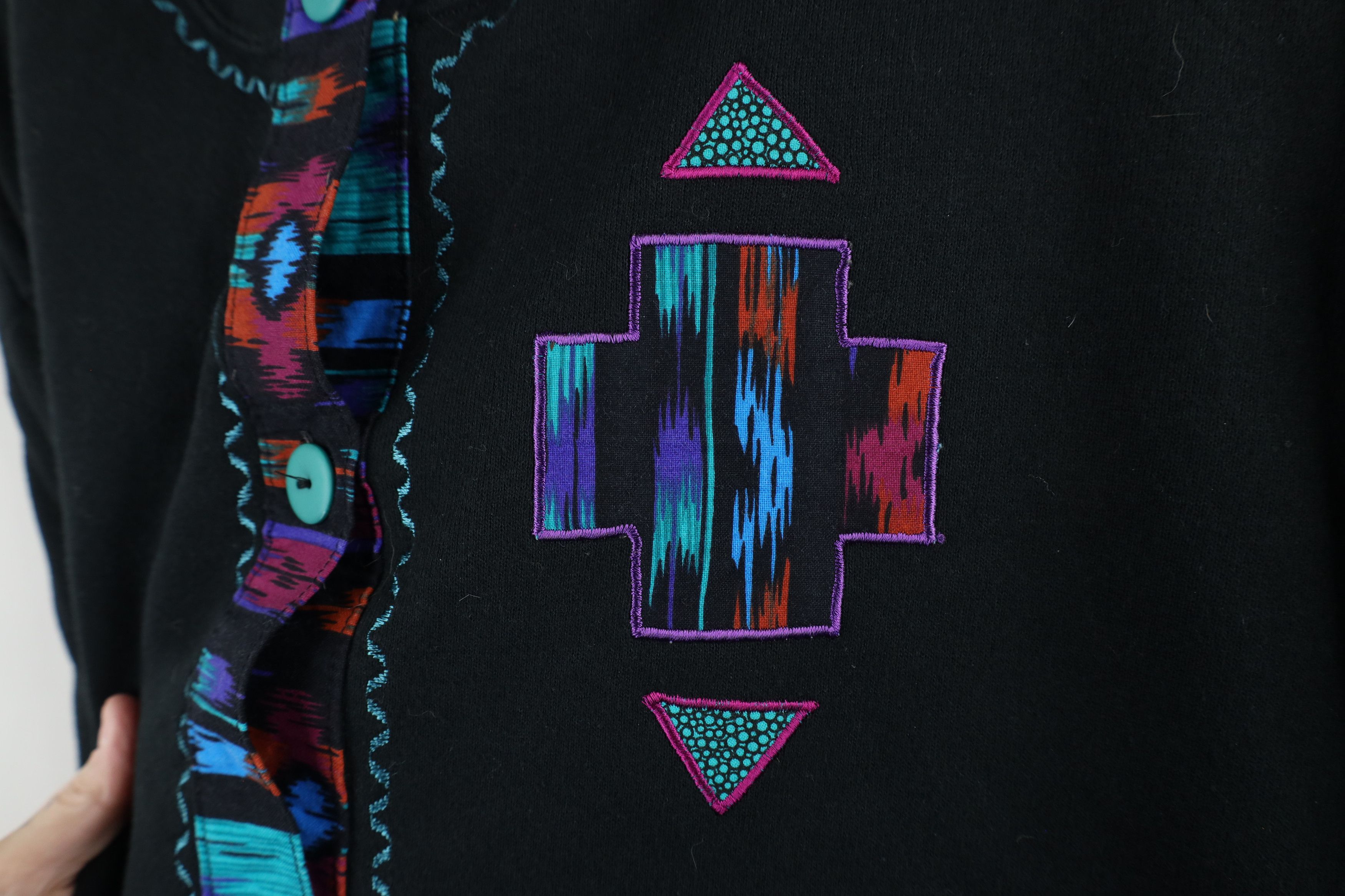 Vintage Vintage 90s Streetwear Southwestern Cardigan Sweatshirt USA Size XXL / US 16-18 / IT 52-54 - 4 Thumbnail