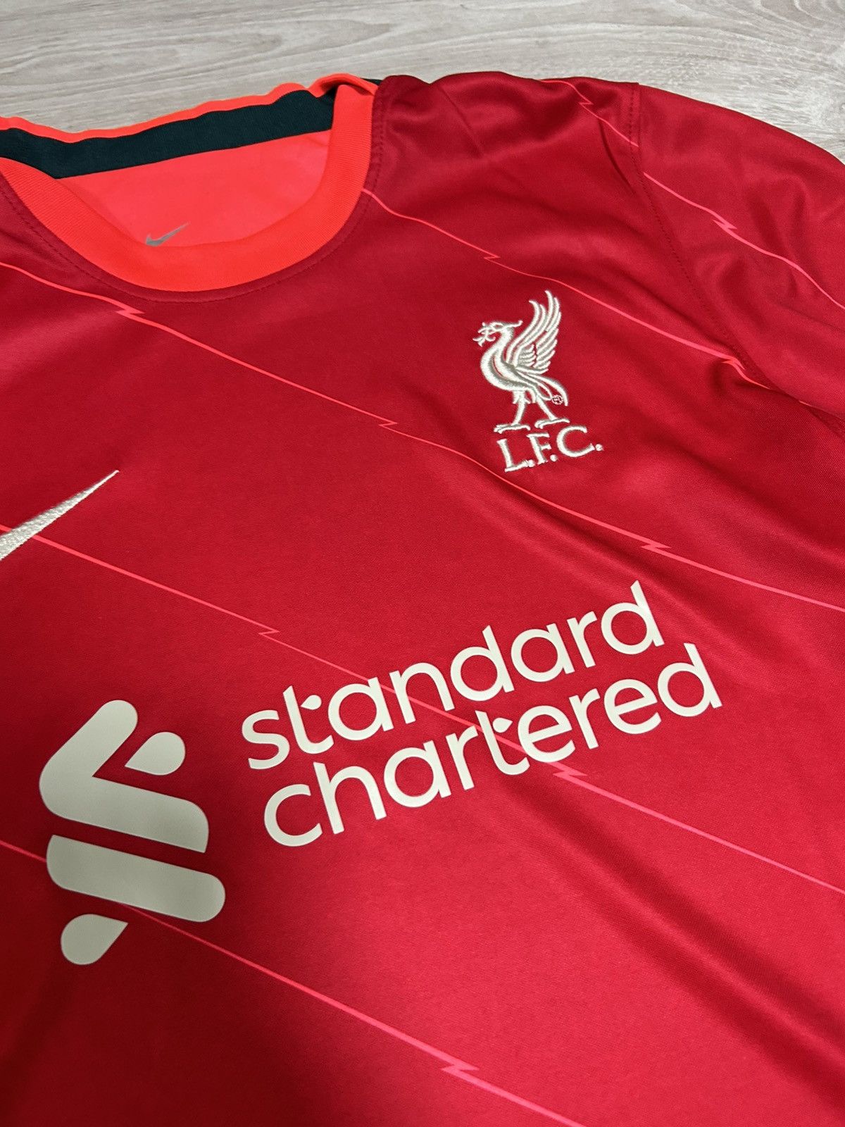 Nike NWT Nike Liverpool FC 21/22 Home Match Soccer Jersey Size US L / EU 52-54 / 3 - 5 Thumbnail