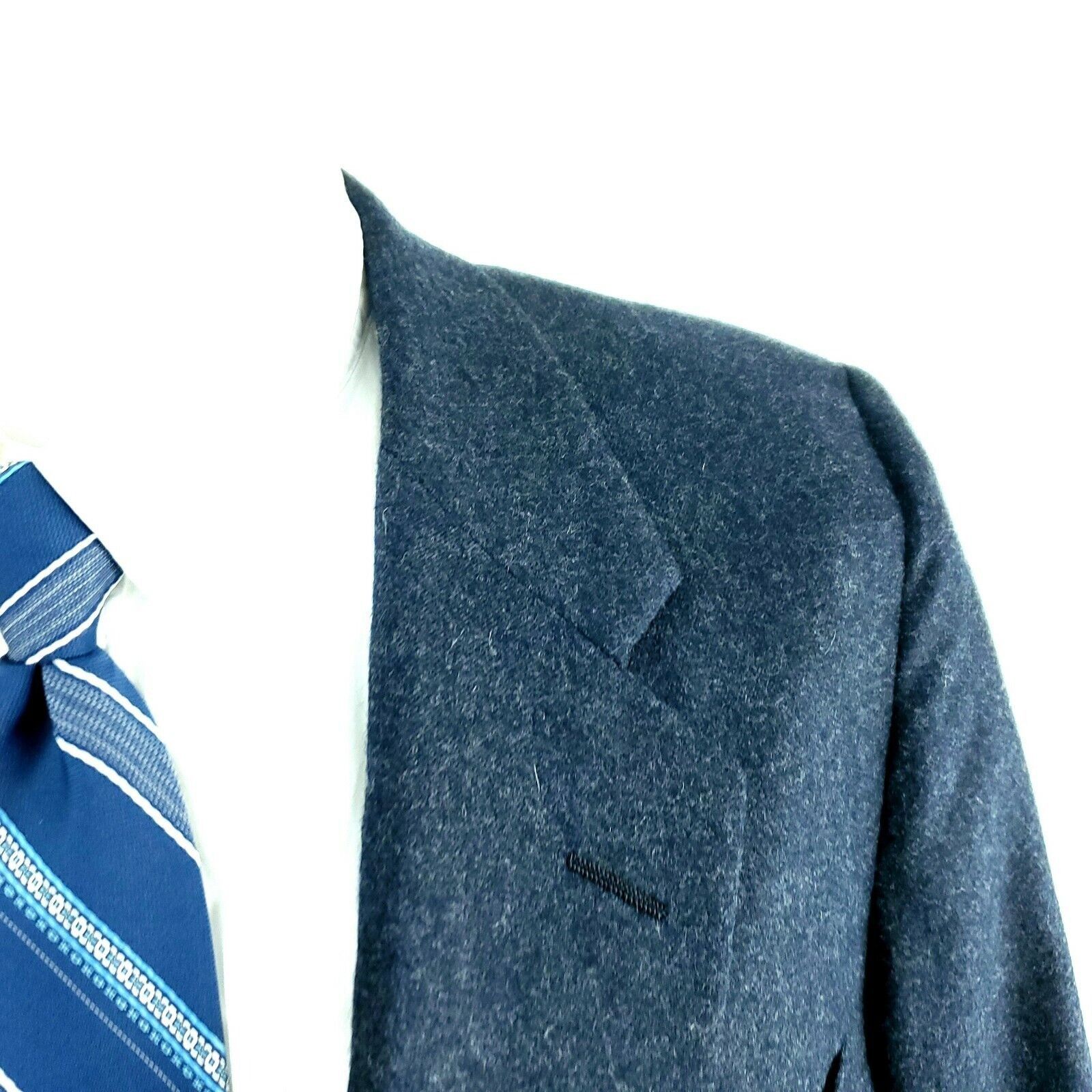 Hickey Freeman Hickey Freeman Boardroom 40R 2 Button Blue Heavy Wool Sport Size 40R - 2 Thumbnail