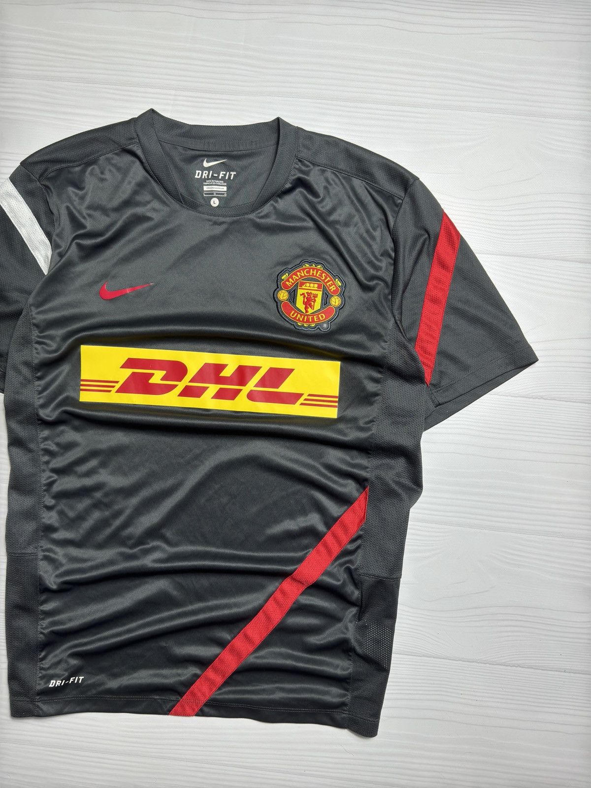 Nike × Vintage Vintage Nike Manchester United dhl soccer jersey drill uk Size US L / EU 52-54 / 3 - 2 Thumbnail