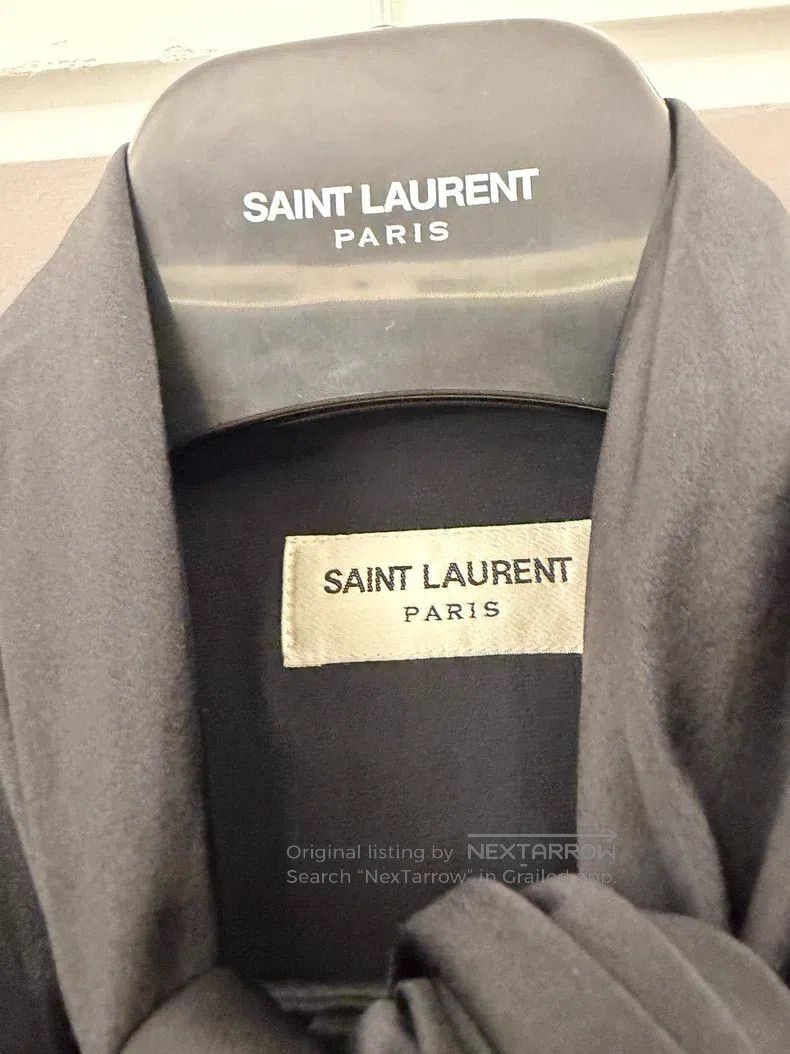 Saint Laurent Paris Saint Laurent Paris size 37 Silk Real Silk Bowtie Shirt Size US M / EU 48-50 / 2 - 6 Thumbnail