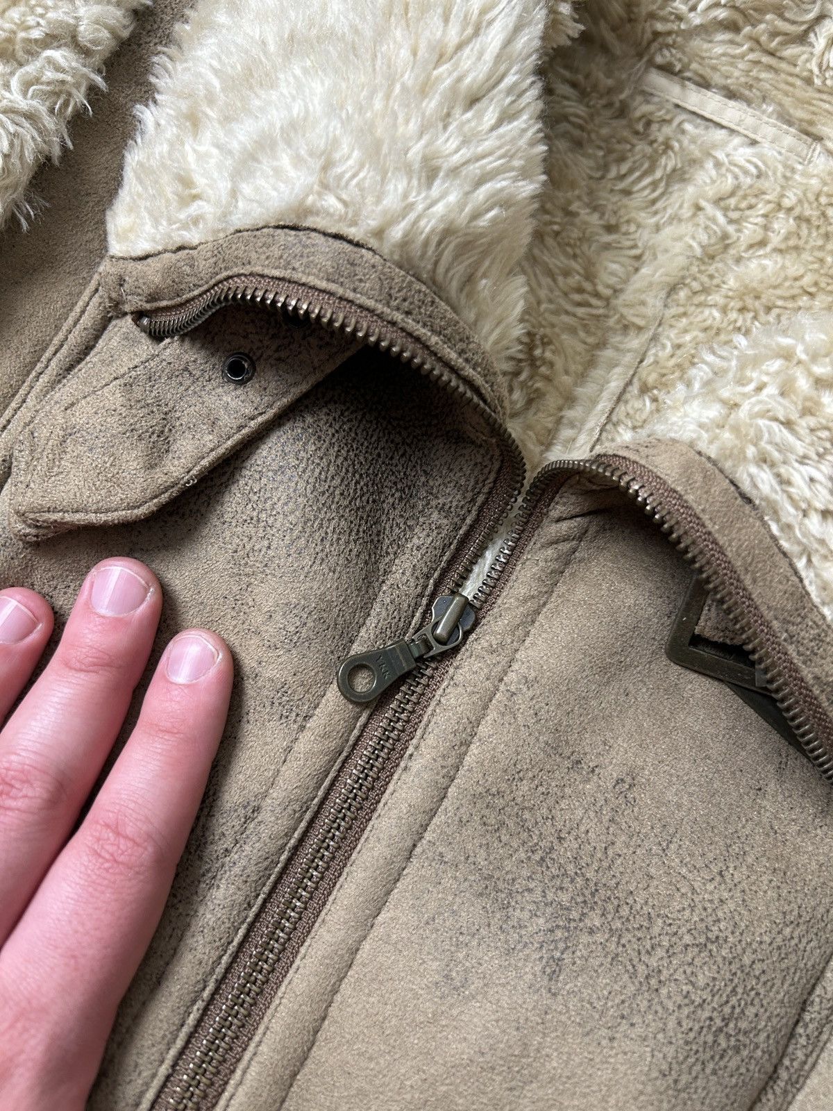 Japanese Brand Vintage Japanese Brand y2k sherpa knit jacket mens brown Size S / US 4 / IT 40 - 3 Thumbnail