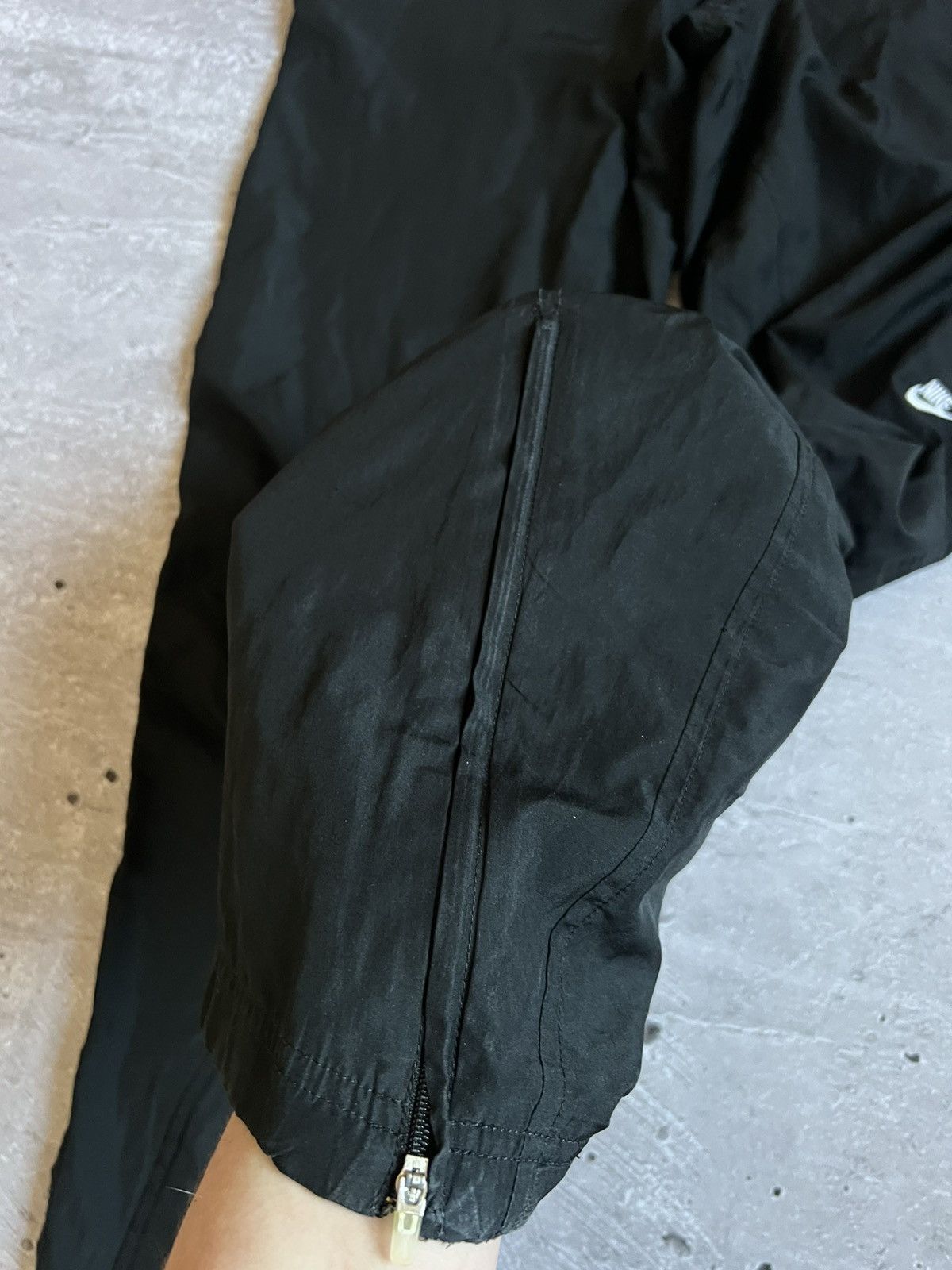 Nike Rare Vintage Women Pants Nylon Nike Size S Size 27" / US 4 / IT 40 - 5 Thumbnail