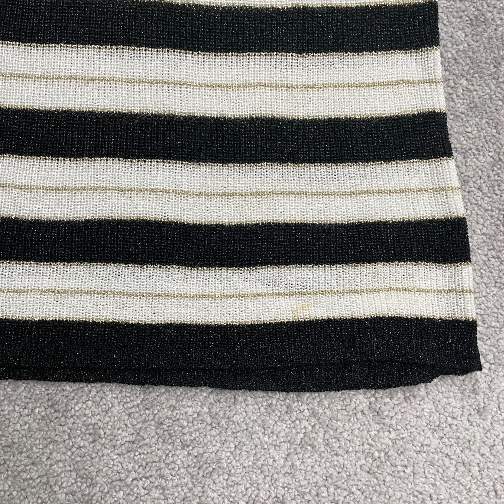 Vintage Tesori Shiny Sweater Womens XS Black White Gold Striped Crew Neck Half Sleeve Size XS / US 0-2 / IT 36-38 - 4 Thumbnail