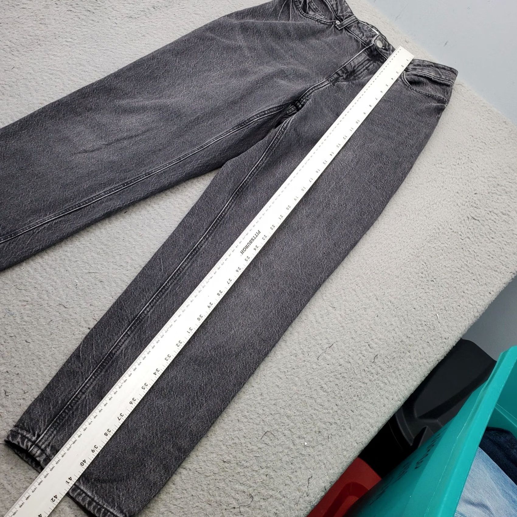 H&M H&M Womens 8 Gray Straight Jeans Denim Medium Wash Comfort 5-Pocket Regular Waist 31 Inseam 33.75" Vintage: No Size 30" / US 8 / IT 44 - 3 Thumbnail