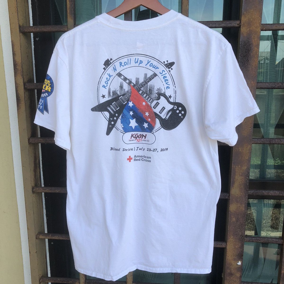 Band Tees Ameriac Red Cross Rock’n Roll Up Uour Sleeve Shirt Size US M / EU 48-50 / 2 - 1 Thumbnail