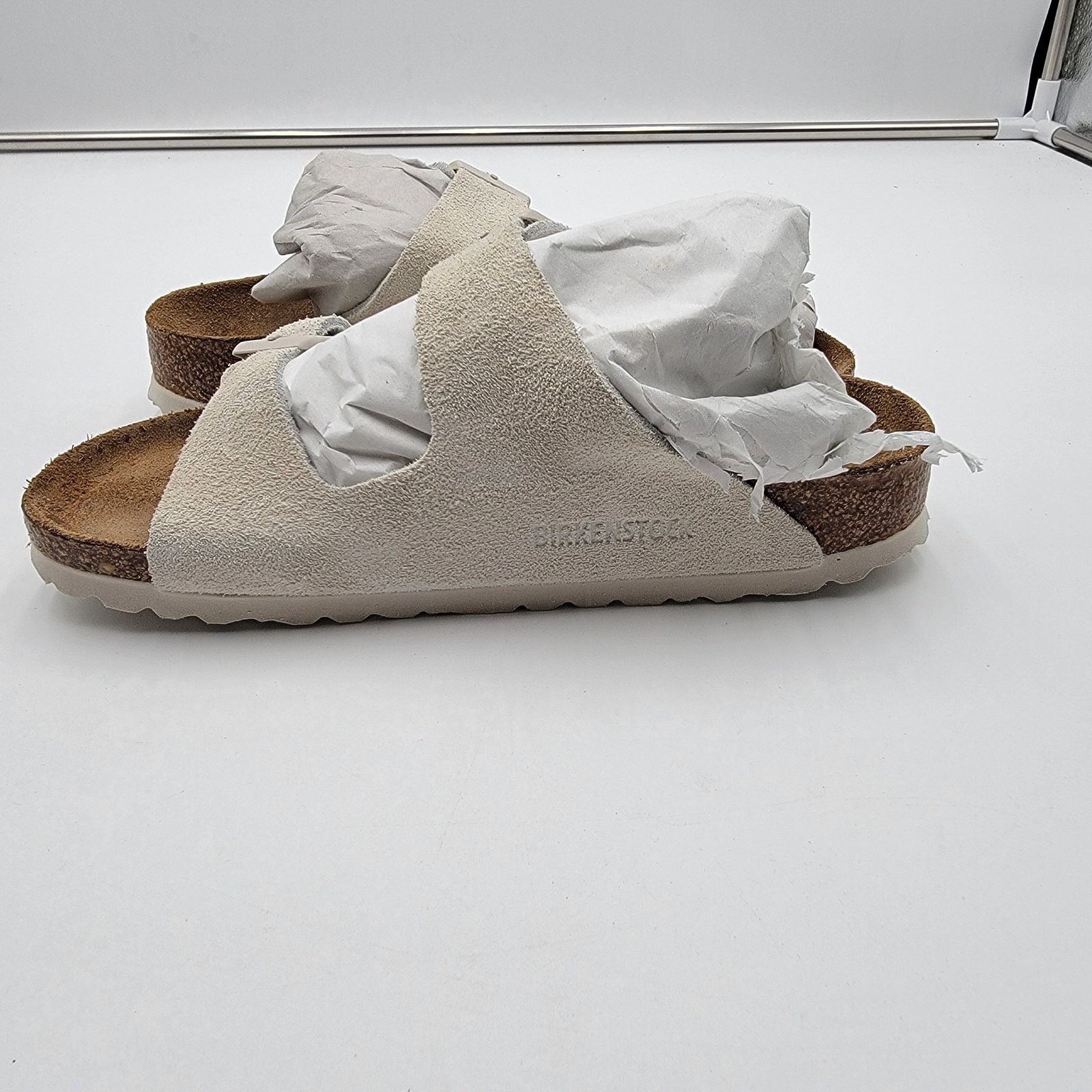Birkenstock Birkenstock Arizona BS White Wmn Sz 5 1024952 Narrow Fit Size US 5 / IT 35 - 2 Thumbnail