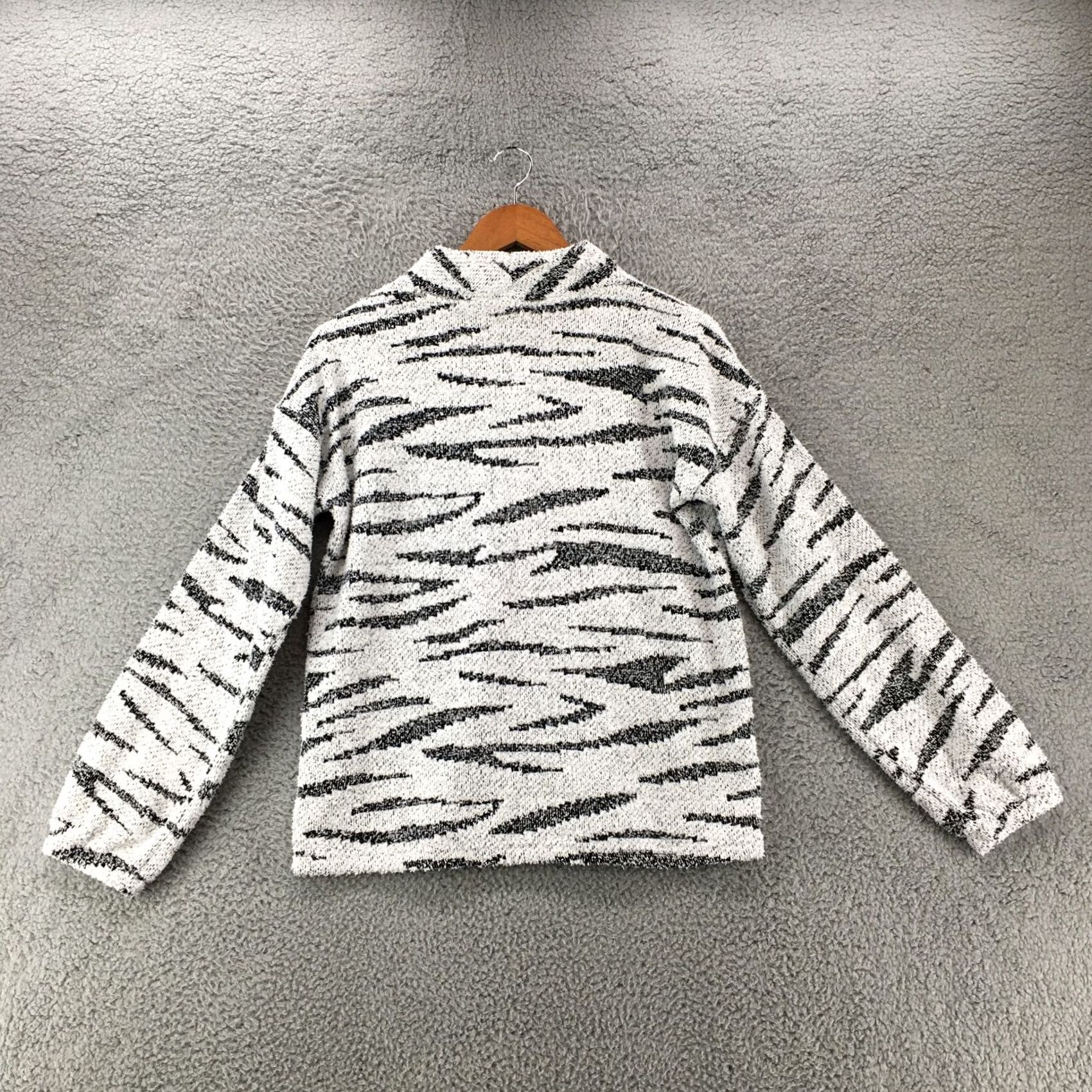 Vintage Maurices Mock Neck Sweater Top Womens M Grey Zebra Print Knitted NEW Size M / US 6-8 / IT 42-44 - 6 Thumbnail