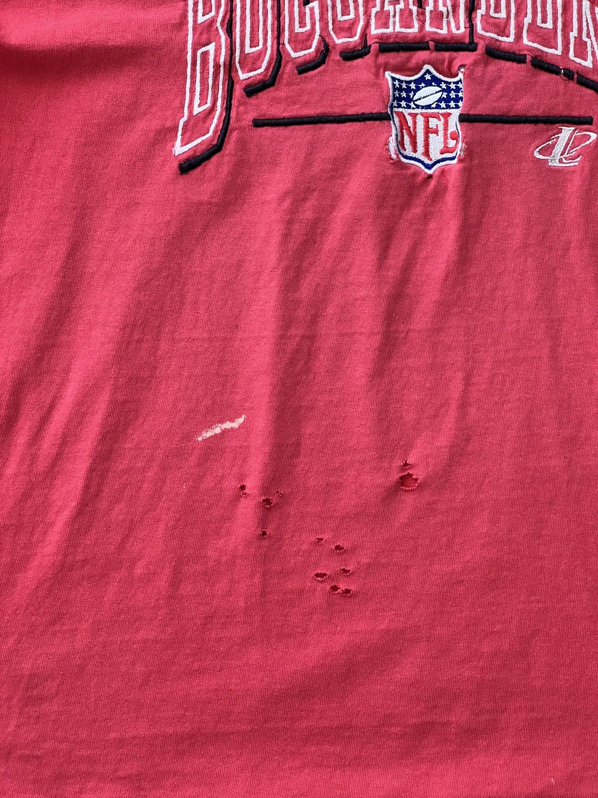 NFL × Vintage Vintage NFL 90s Tampa Bay Buccaneers Single Stitch Tee XL Size US XL / EU 56 / 4 - 8 Thumbnail