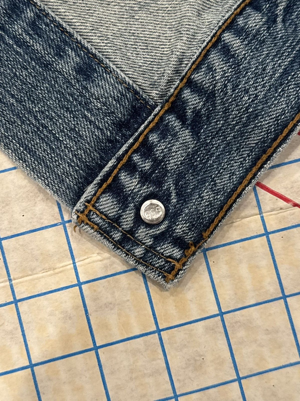 Levi's Vintage 80’s Levi’s 70500 European Levi’s Trucker Jacket Size US M / EU 48-50 / 2 - 11 Thumbnail