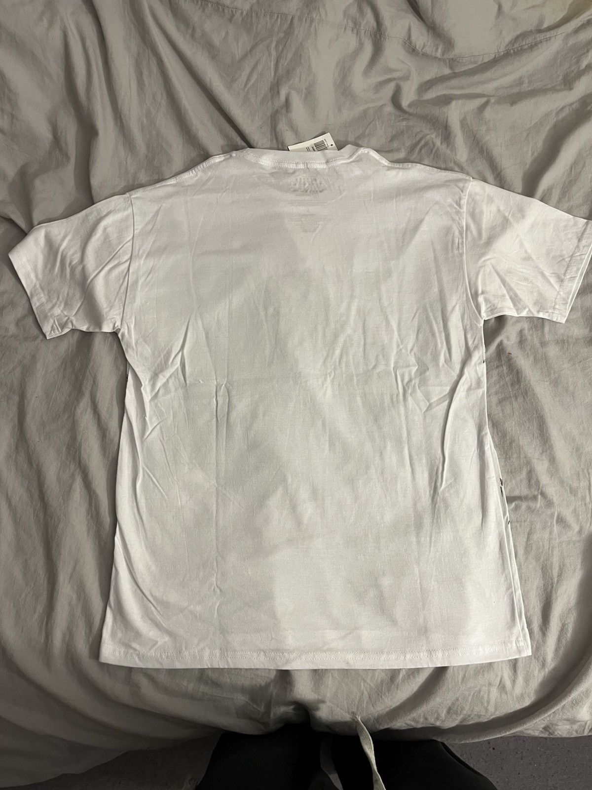 Hot Topic Fire force shinra tee white Size US L / EU 52-54 / 3 - 4 Thumbnail