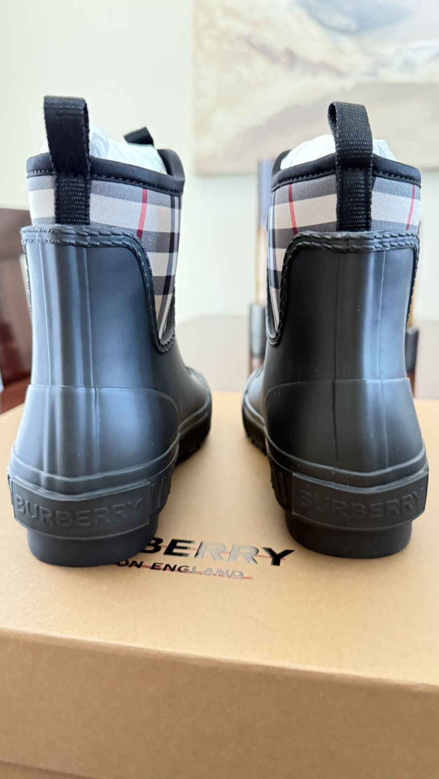 Burberry Burberry Classic Boots Size US 5 / IT 35 - 6 Thumbnail