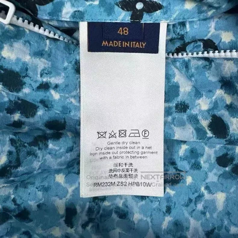 Louis Vuitton Louis Vuitton Fw23 logo full-print hooded long-sleeved jac Size US M / EU 48-50 / 2 - 4 Thumbnail