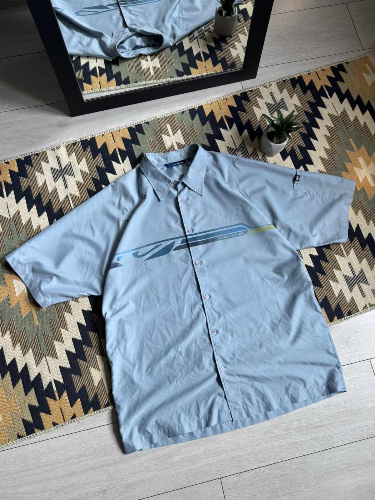 Quiksilver Vintage Quiksilver Sleeve less Logo Button Up Shirt Size US XL / EU 56 / 4 - 2 Thumbnail
