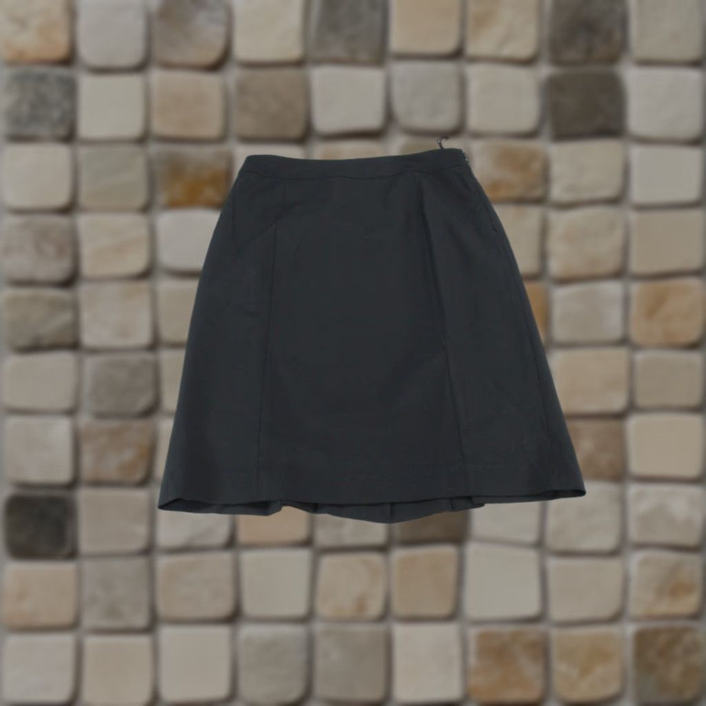 Vintage Lafayette 148 New York Skirt Womens 4 Black Wool Straight Knee Length Zipper Pencil Workwear & Casual Size 27" / US 4 / IT 40 - 1 Thumbnail