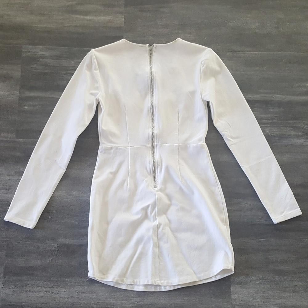 Designer White Classy Revealing Evenuel Mini Size M / US 6-8 / IT 42-44 - 2 Thumbnail