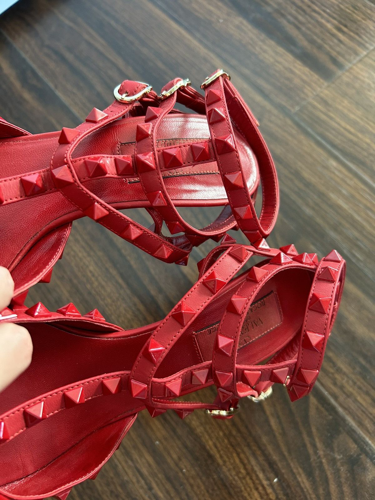 Valentino Valentino Women's Classic Red Rockstud Heels size 37 Size US 7.5 / IT 37.5 - 8 Thumbnail