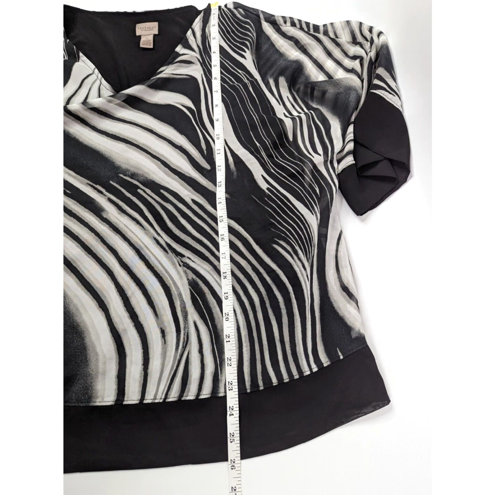 Vintage Chico's Easywear Blouse Shirt Zebra 3/4 Sleeve V-Neck Black L Women Size L / US 10 / IT 46 - 6 Thumbnail