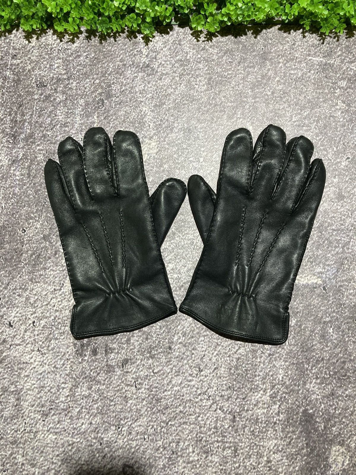Vivienne Westwood Vintage Vivienne Westwood Leather Gloves Size ONE SIZE - 1 Thumbnail