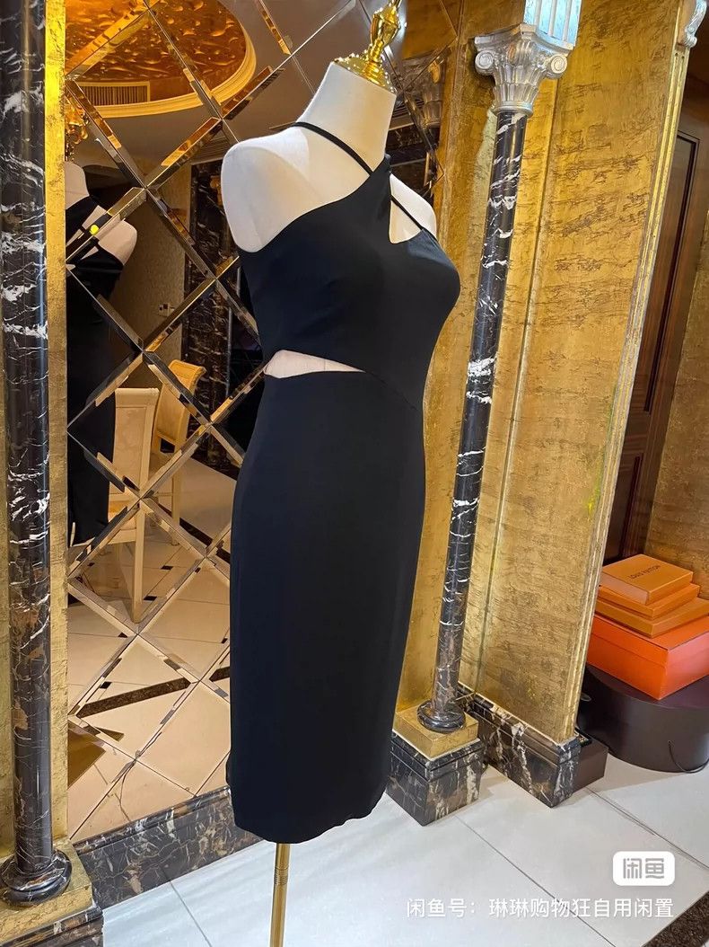 Versace Versace Cross halterneck strap side waist mesh hollowed ou Size M / US 6-8 / IT 42-44 - 3 Thumbnail