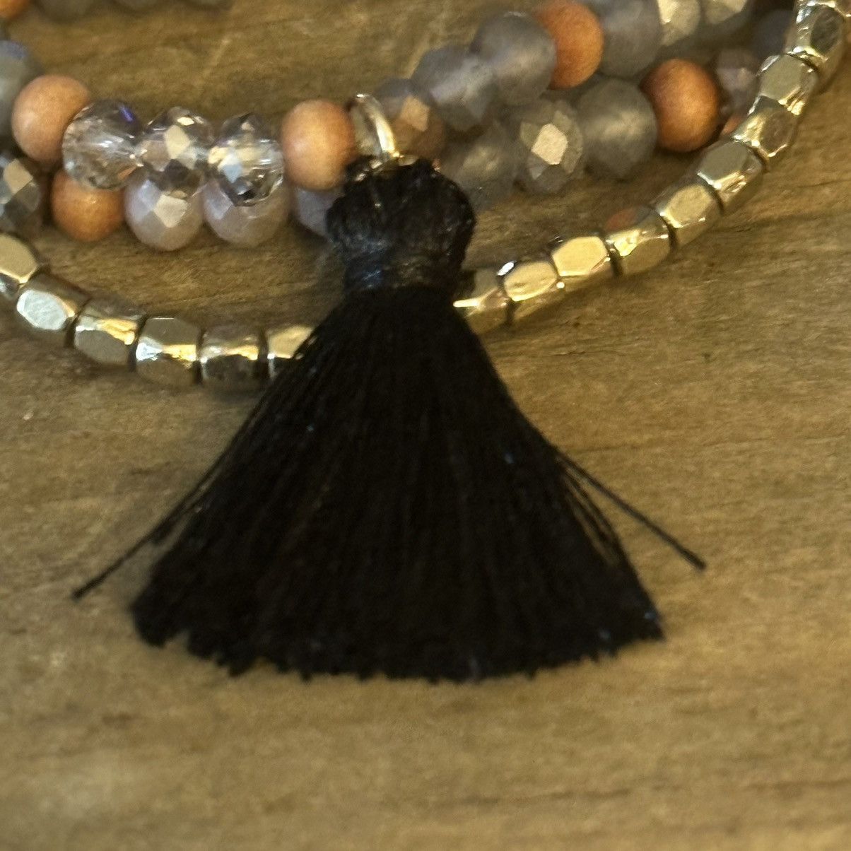 Other Frenzy glass bead tassel stretch bracelets Size ONE SIZE - 5 Thumbnail