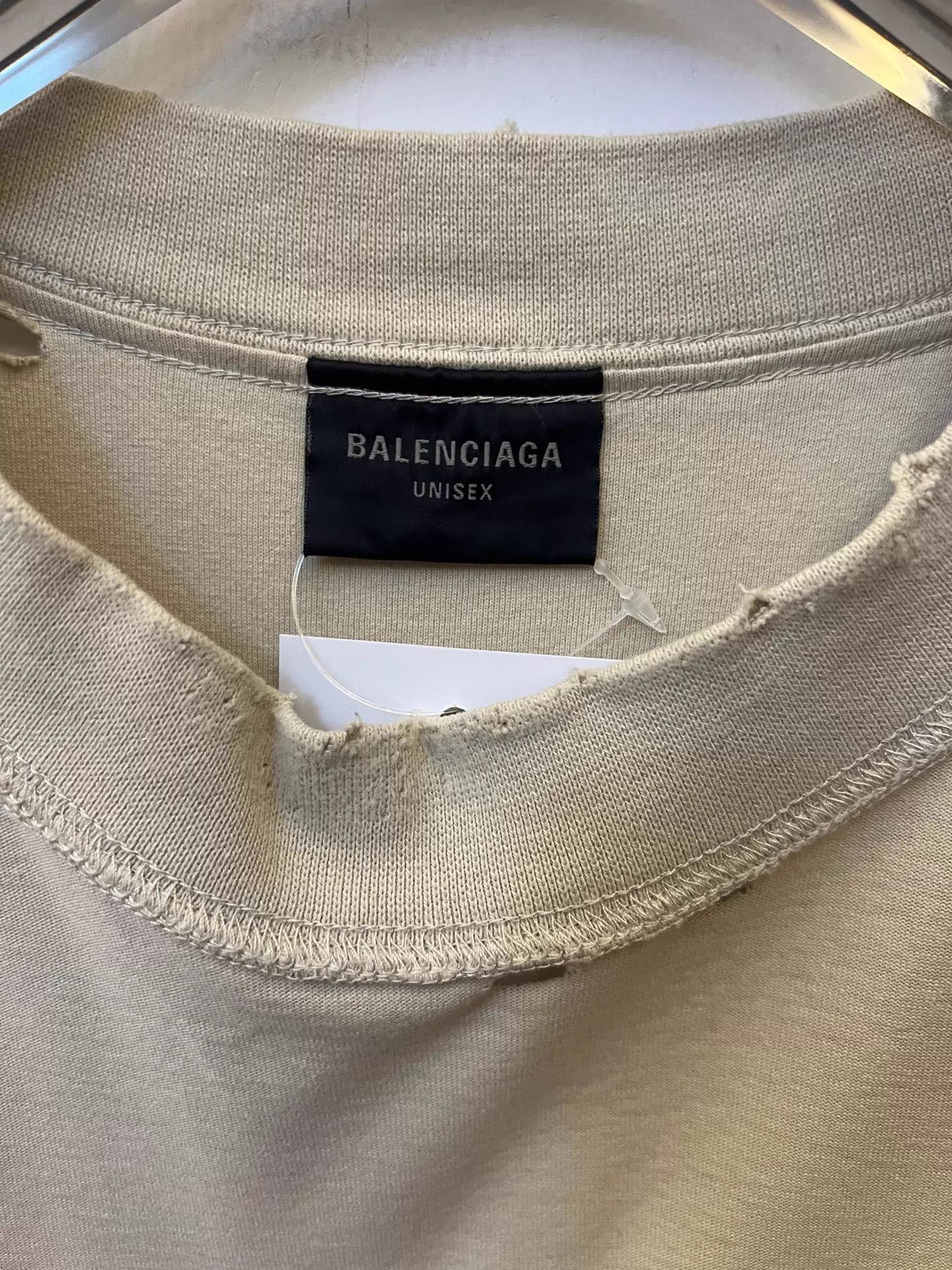 Balenciaga Balenciaga SS25 Logo Oversized Short Sleeve Tee Men's Beige S Size US S / EU 44-46 / 1 - 2 Thumbnail