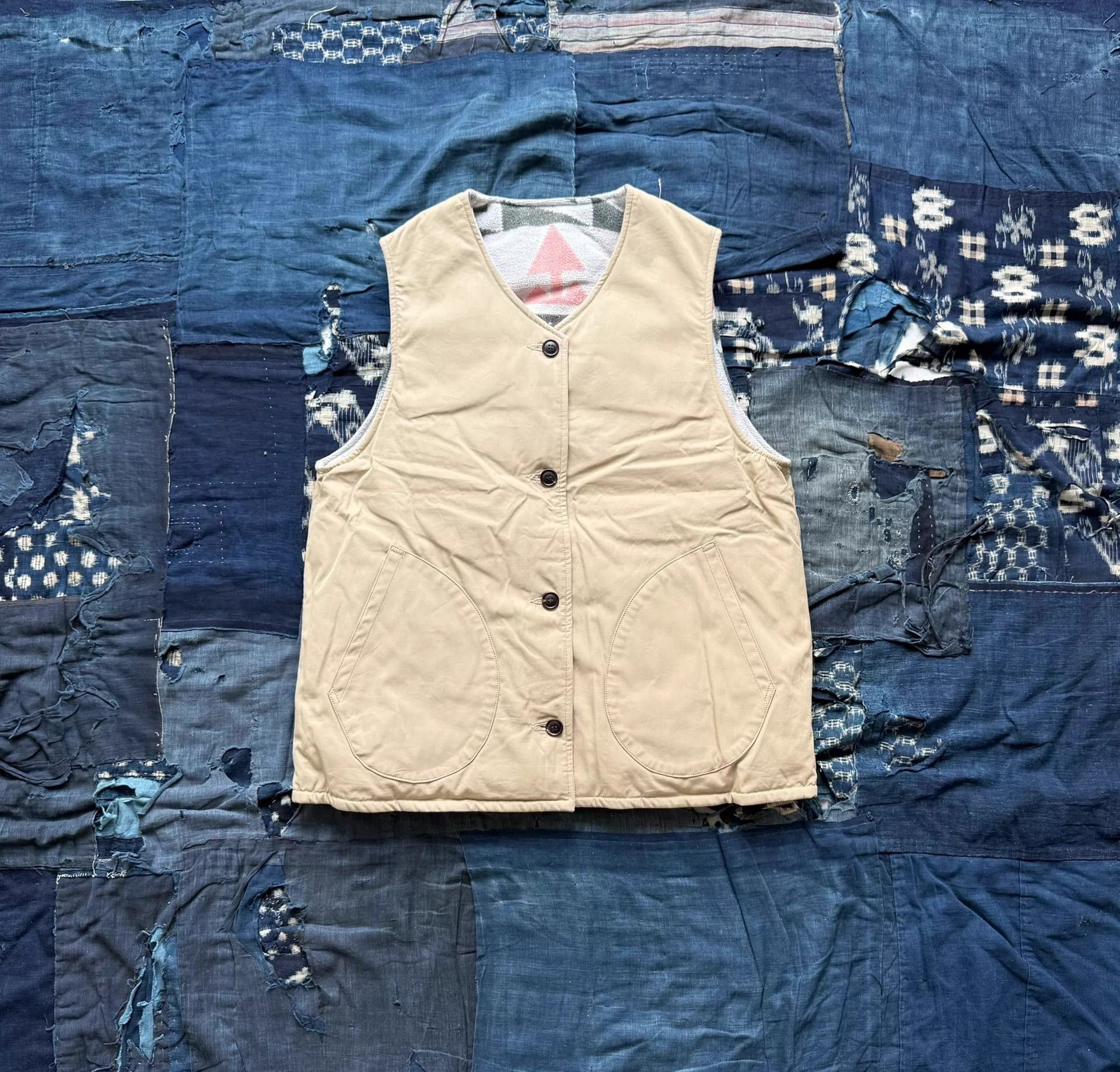 Visvim VISVIM 22AW KORA DOWN VEST Carpet Cloth Beige 3 NWT Size US L / EU 52-54 / 3 - 4 Thumbnail