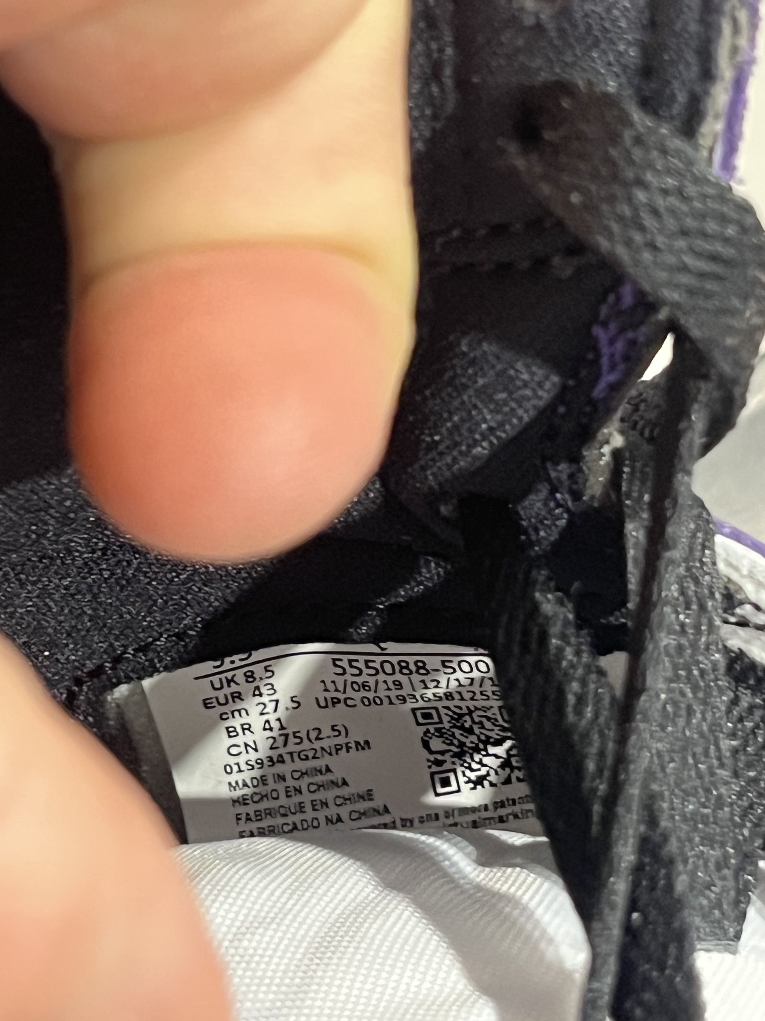 Nike Nike Air Jordan 1 Retro High OG Size US 9.5 / EU 42-43 - 6 Thumbnail