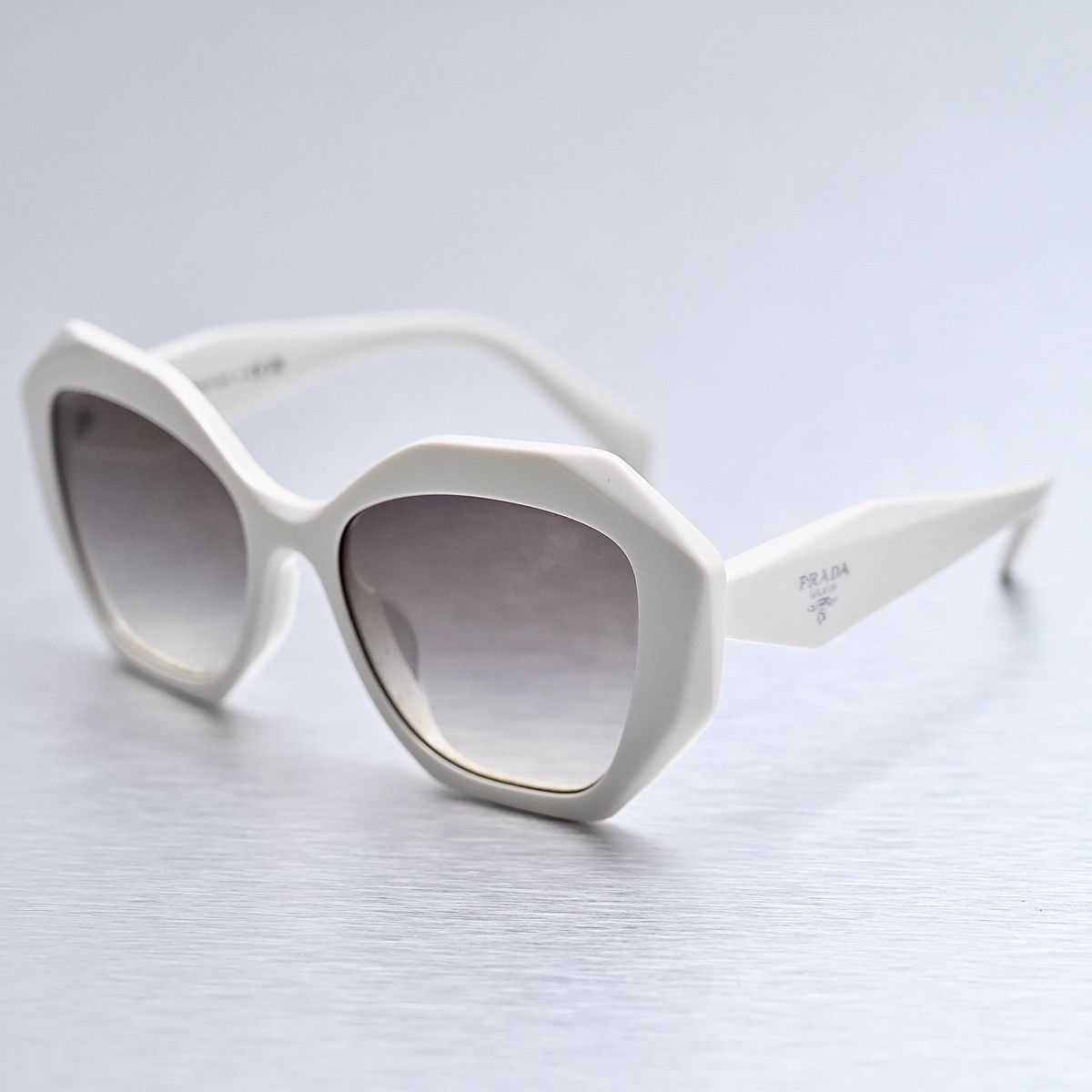 Prada PRADA 0PR 16WSF SUNGLASSES Size ONE SIZE - 2 Thumbnail