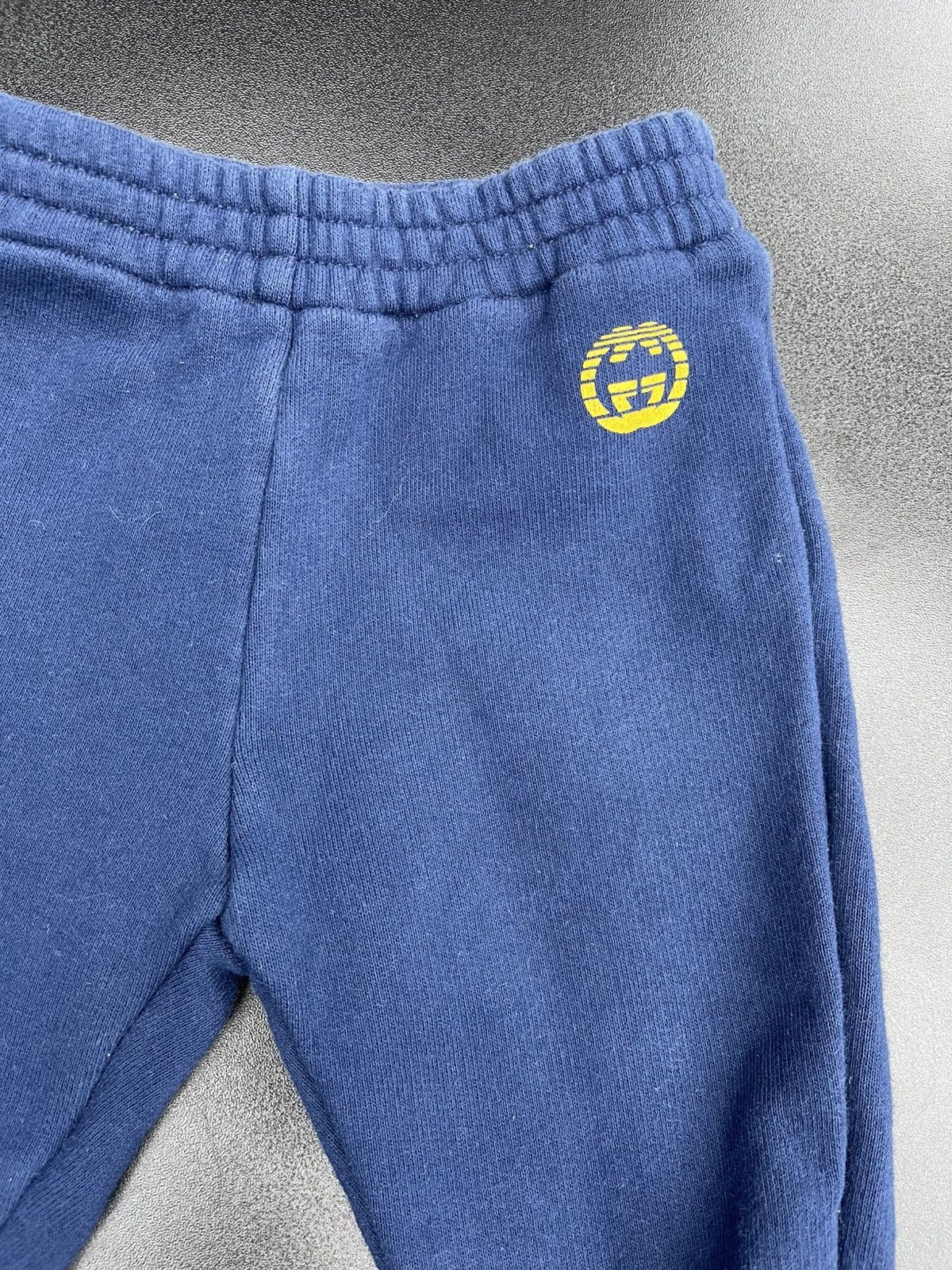 Gucci Size 6/9M - Gucci Logo Print Sweatpants Blue Kids Size US 26 / EU 42 - 2 Thumbnail