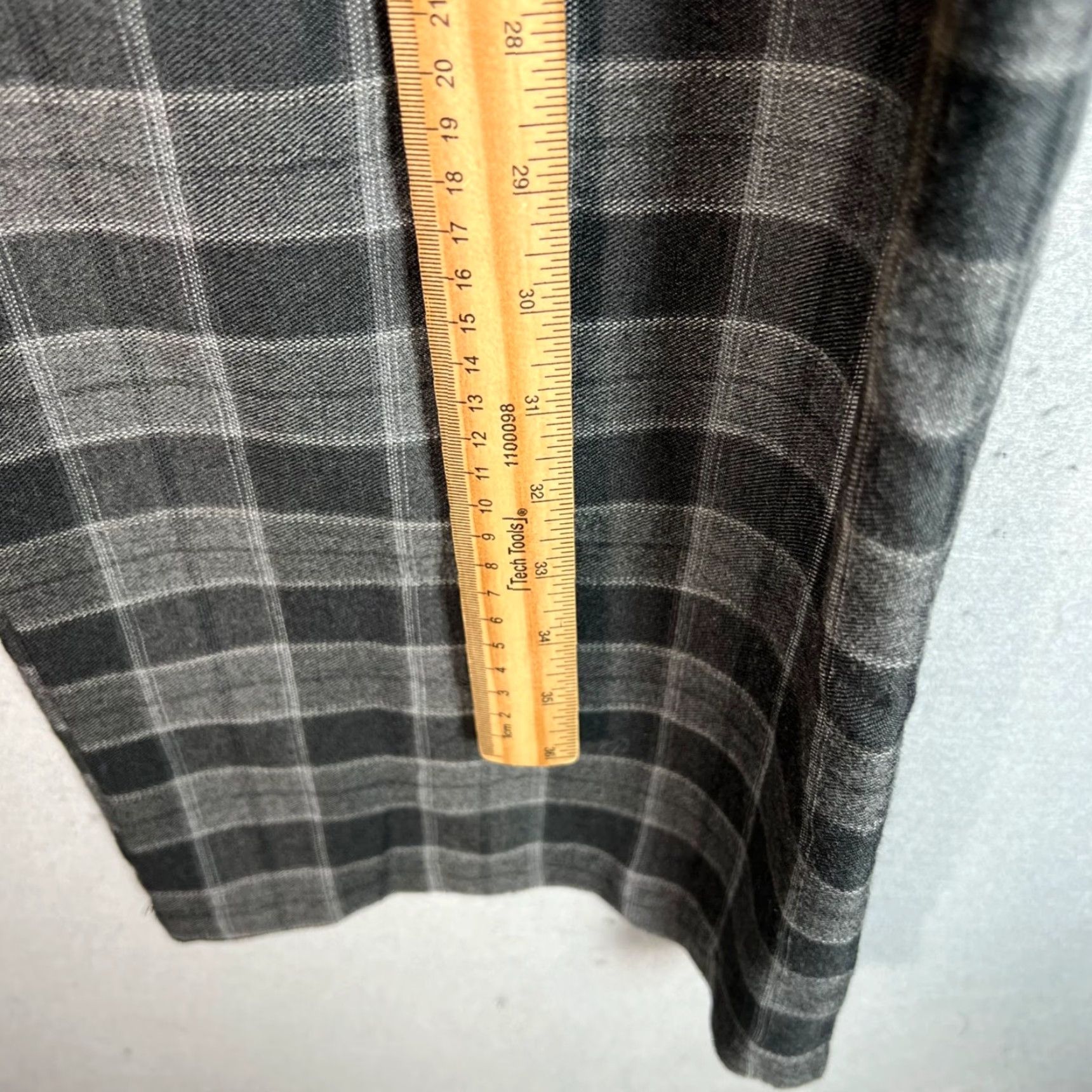 Cider Cider Pants Wide-Leg Plaid Gray Size Medium Adult Womens High-Waisted Pleated Inseam 28 in Zip Front Pockets Dress Pants Spring Summer Fall Womens Size 32" / US 10 / IT 46 - 6 Thumbnail