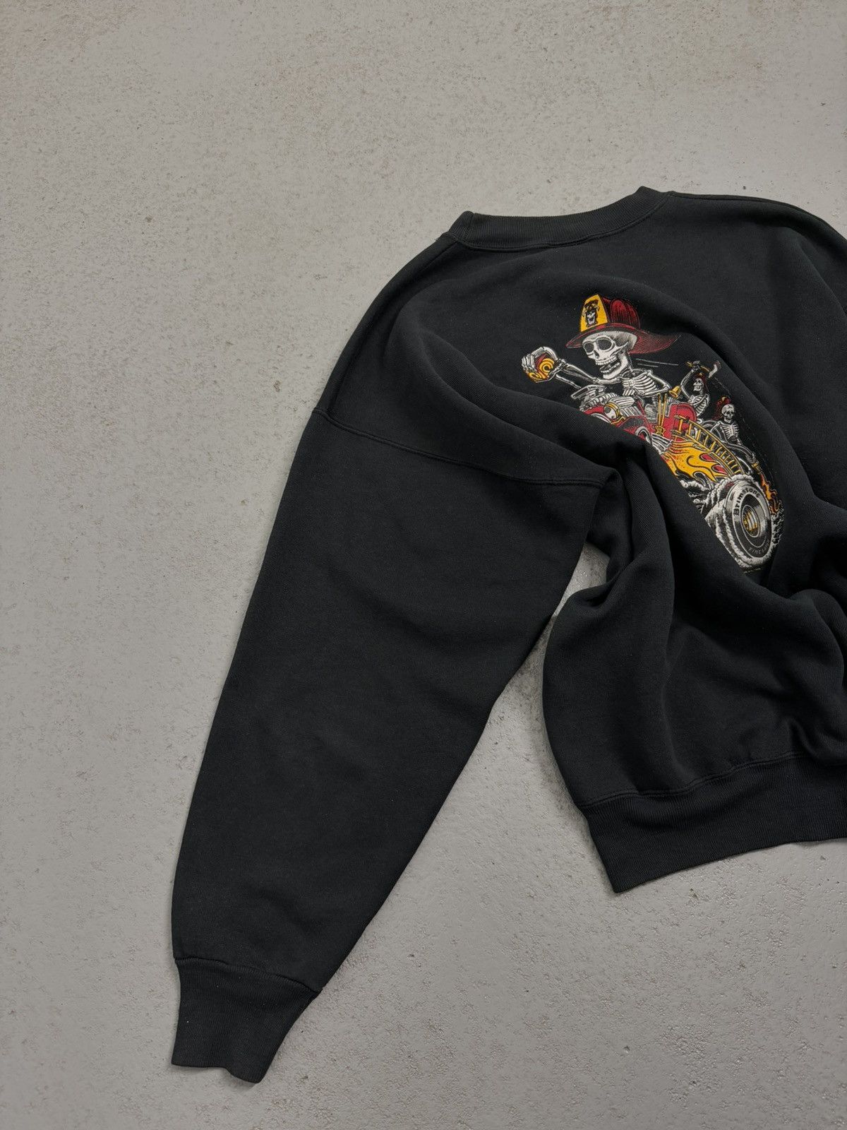 Hanes Vintage 1996 Powell Fire Dept Skateboards Y2K Sweatshirt Size US L / EU 52-54 / 3 - 14 Thumbnail