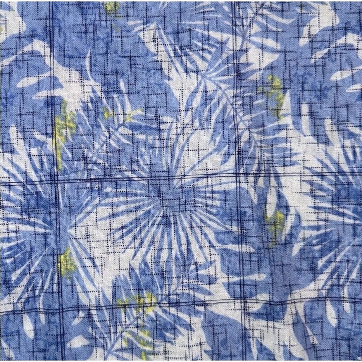 Robert Graham Robert Graham Spencer Floral Tropical Leaf Blue White S/S Sh Size US S / EU 44-46 / 1 - 8 Thumbnail
