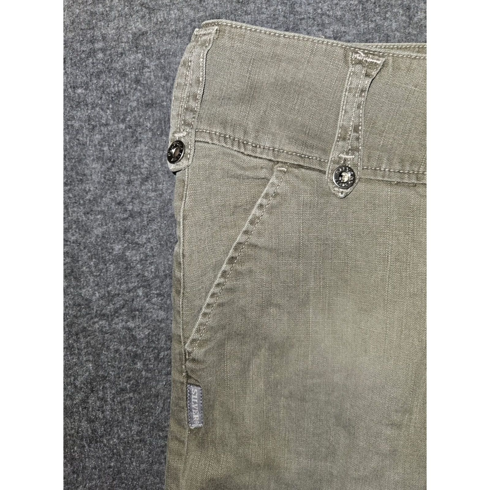 Silver Jeans Co. VINTAGE Silver Jeans Capris Womens 29 Gray Low Rise Flap Pockets Y2K Slit Casual Preppy Size 29" - 6 Thumbnail