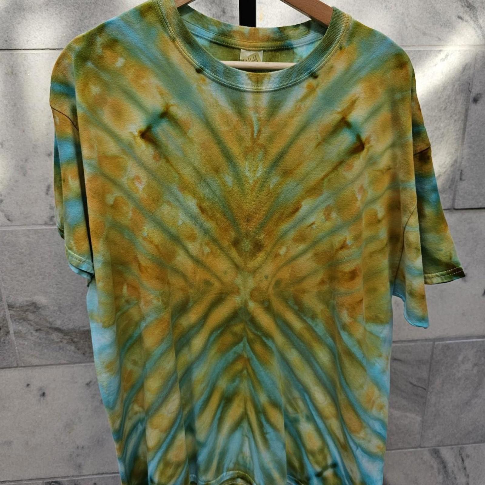 Other Handmade Tie-Dye Yellow and Green T-shirt Size US XL / EU 56 / 4 - 2 Thumbnail