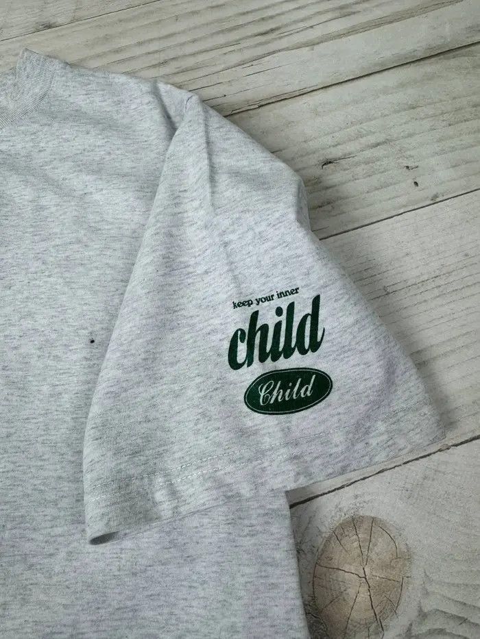 Vintage Vintage Childish We Never Grew Up T Shirt 00s Y2K Size US M / EU 48-50 / 2 - 9 Thumbnail